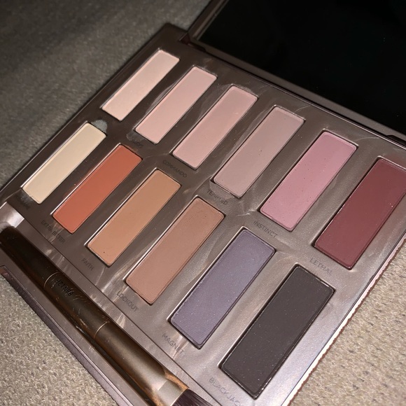 Urban Decay Naked Ultimate Basics palette - Picture 1 of 4